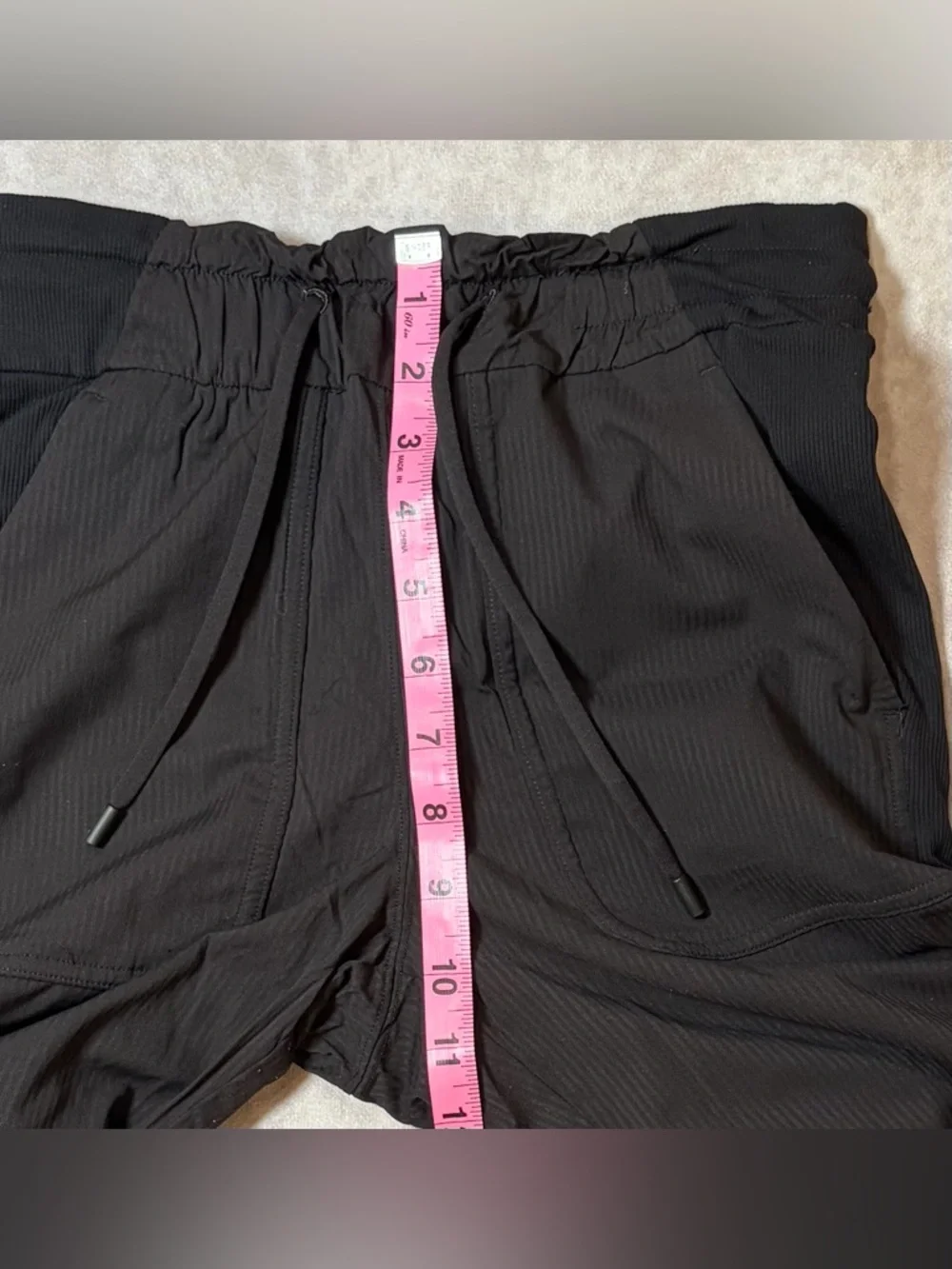 lululemon athletica Size :2 Women Black Jogger Pockets
